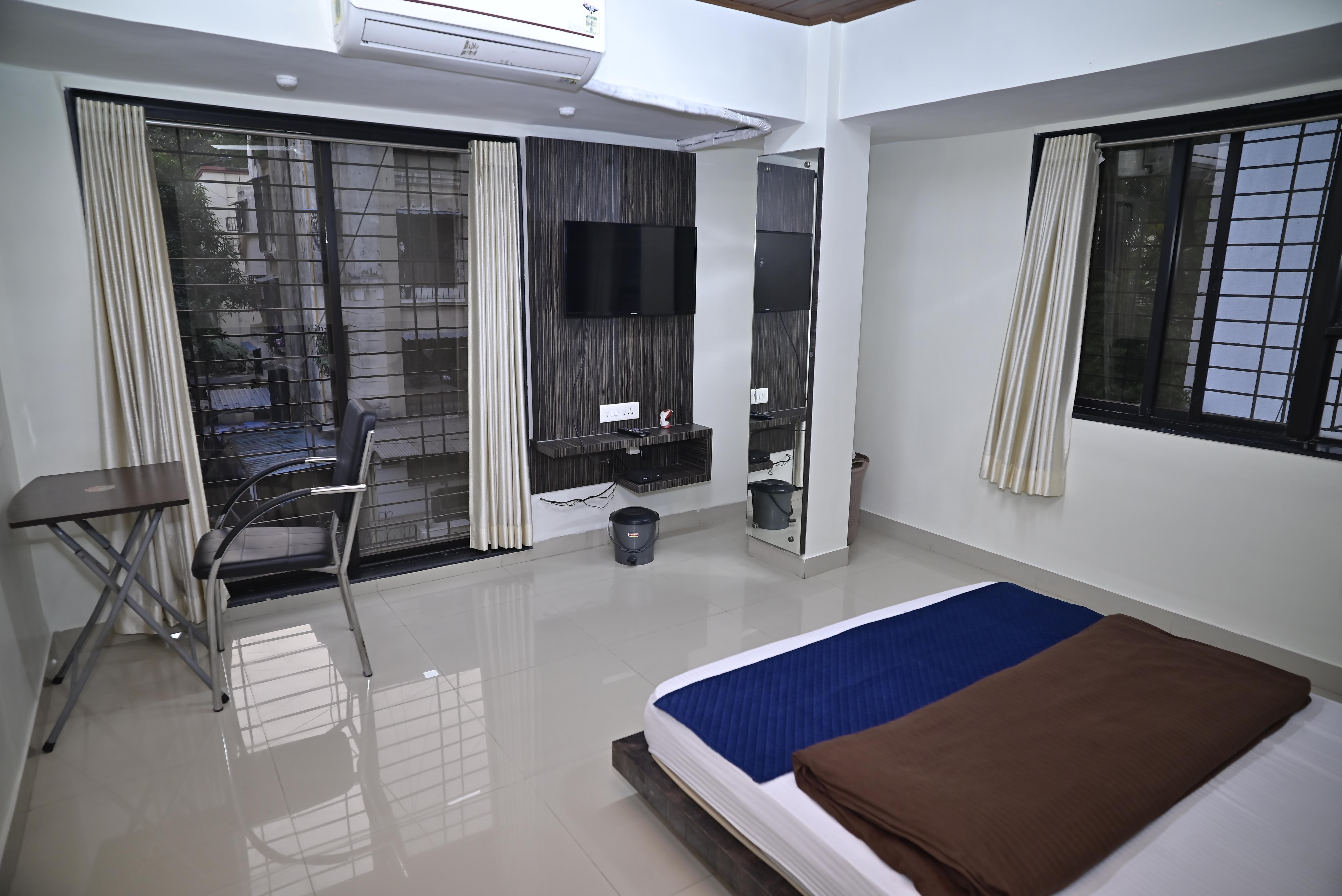 Hall 2